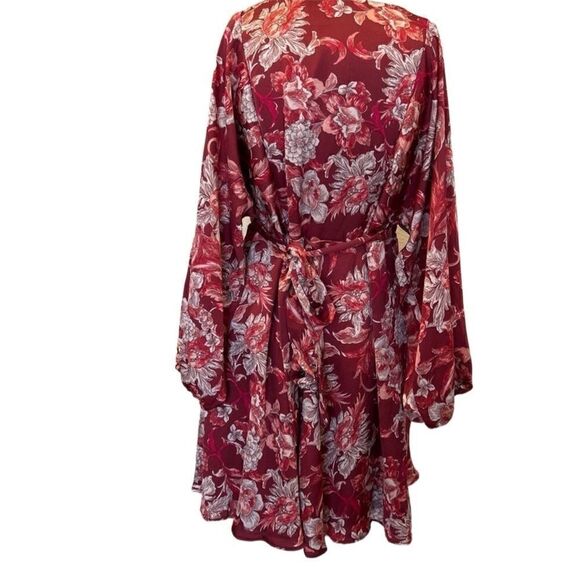 Aakaa Red & Creme Floral Dress Sz.S - Picture 2 of 2